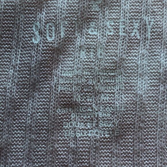 American Eagle Outfitters Soft and Sexy V neck top Pink Medium - Picture 4 of 7